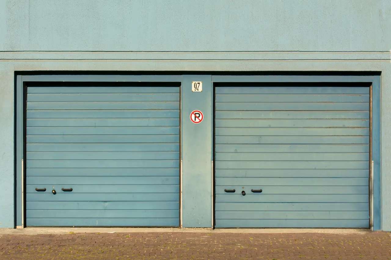 Garage Door Panel Replacement in Bakersfield