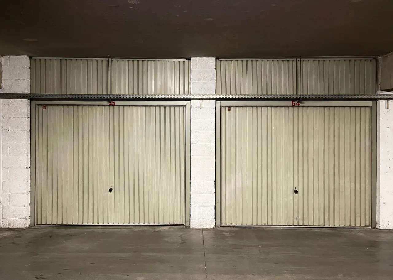 Garage Door Cable Replacement in Bakersfield — Tools and Methods We Use on Every Cable Job