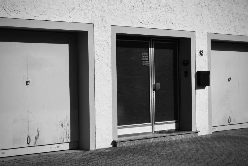 Garage door spring replacement cost in Bakersfield